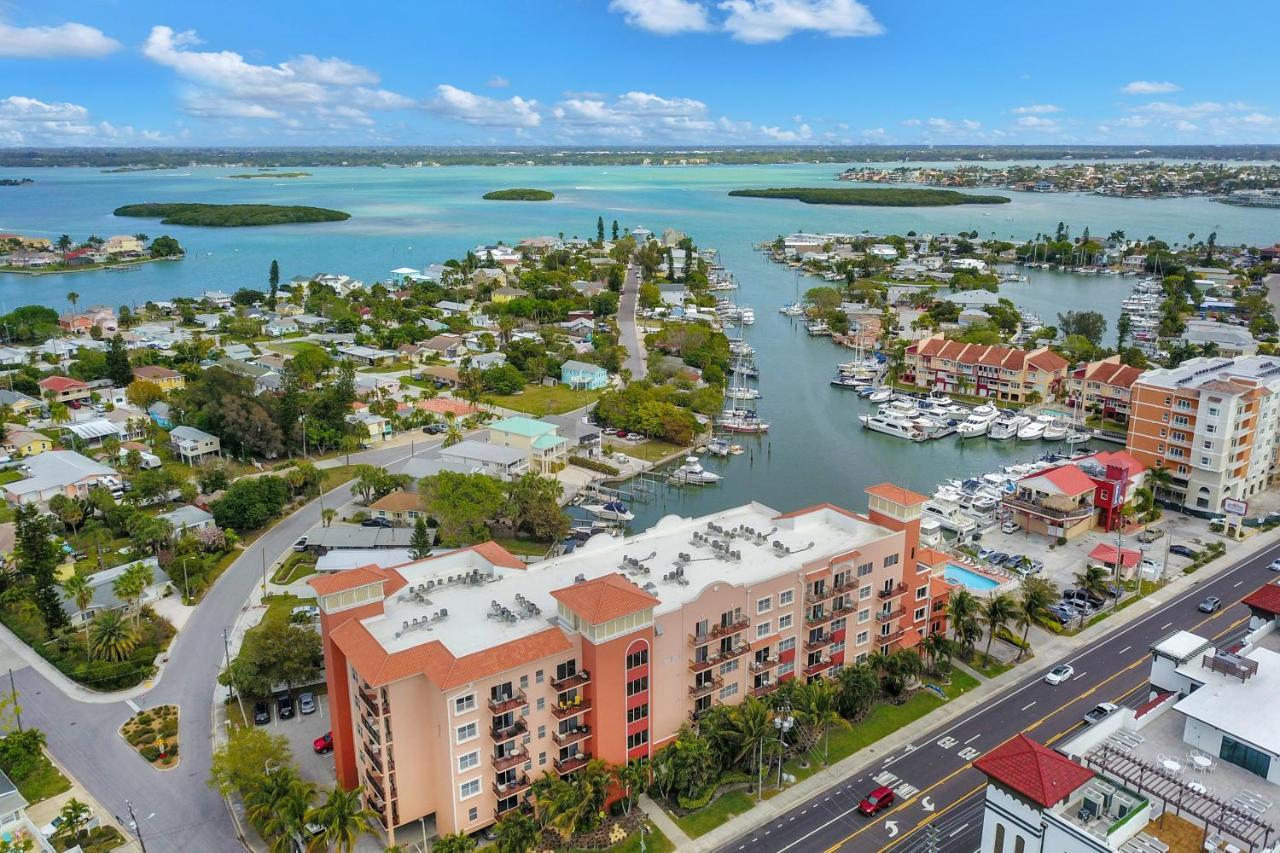 Bay Front Oasis Apartment St. Pete Beach Ngoại thất bức ảnh